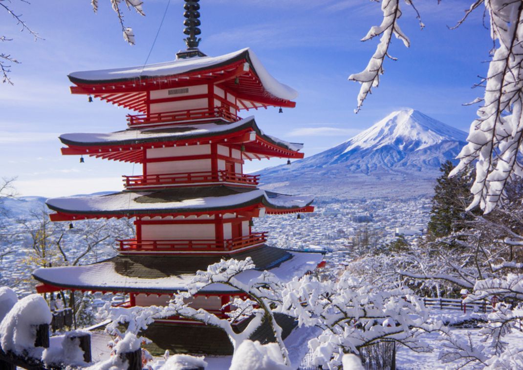Mount Fuji Chureito pagode in de winter
