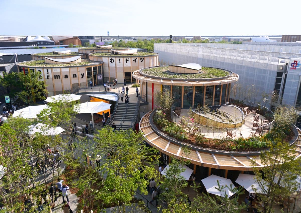 Bovenuitzicht van het circulair gebouwde Duitse Paviljoen