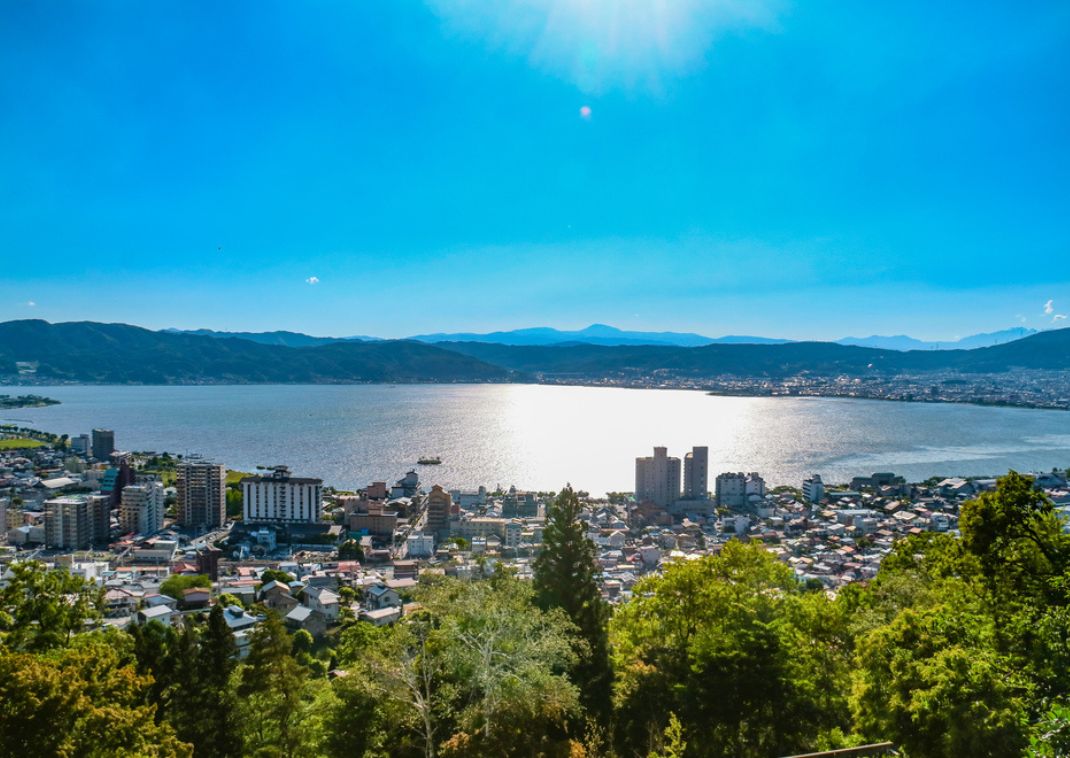 Lake Suwa, Nagano, Japan