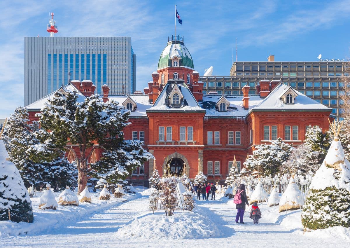 Voormalig gebouw van het Hokkaido-bestuur (Rode Bakstenen Kantoor) in de winter