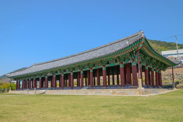 De Jinnamgwan-hal