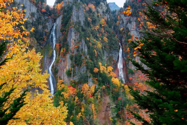 Ginga watervallen, Sounkyo Onsen