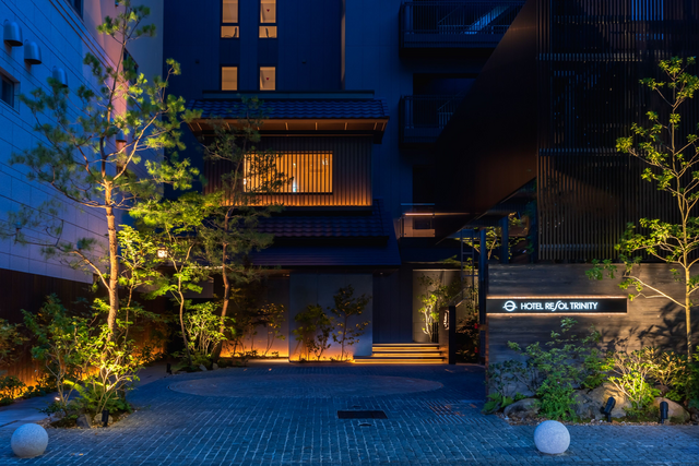 Hotel Resol Trinity Osaka buiten