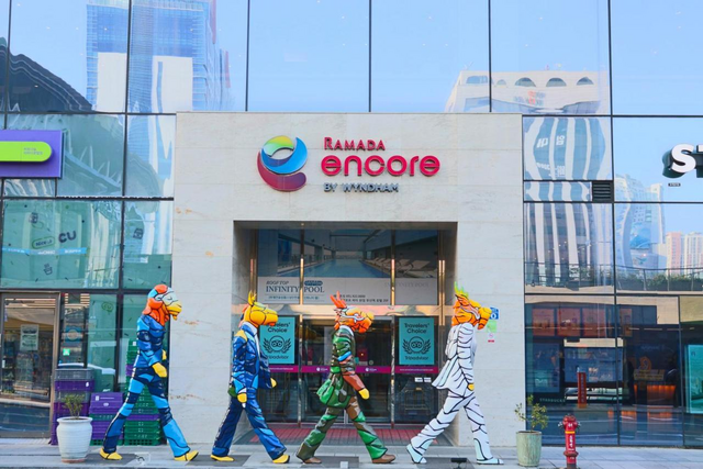 Ramada Encore Wyndham Busan Station buiten