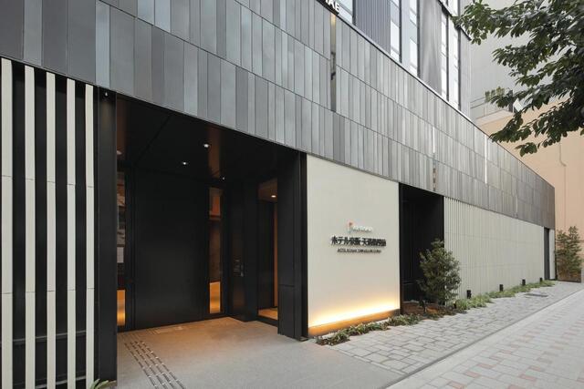 Hotel Keihan Tenmabashi Ekimae buiten