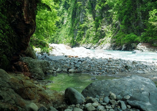 Natuurlijke warmwaterbronnen rond Unazuki Onsen