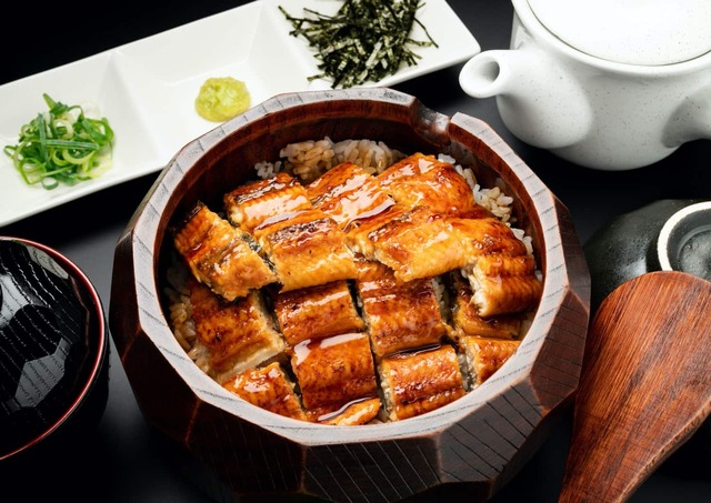 Gegrilde unagi paling over rijst