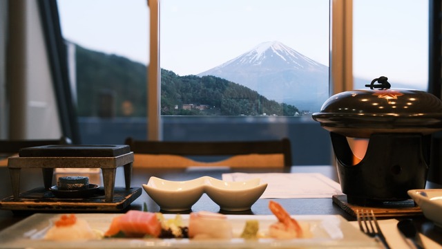 Lunch met uitzicht op Mt. Fuji