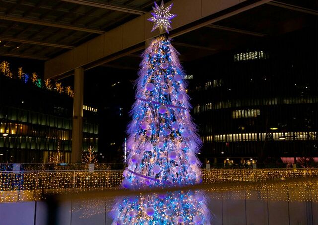 Verlichte kerstboom in Nagoya, Aichi, Japan.