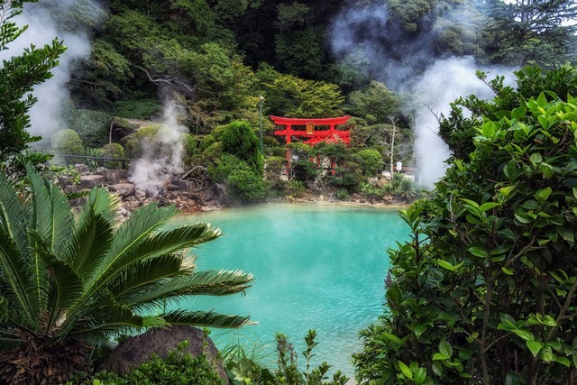 Umi Jigoku, een dampende warmwaterbron in Beppu 