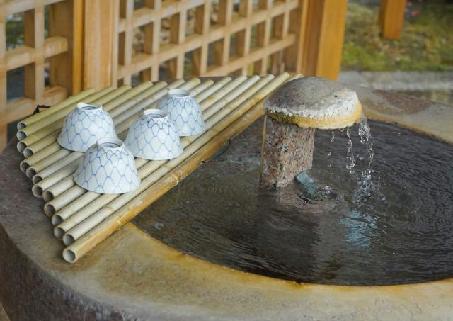 Warmwaterbronnen om uit te drinken in Kinosaki Japan