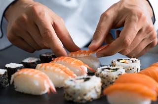 Sushi op de Tsukiji-markt, Tokyo