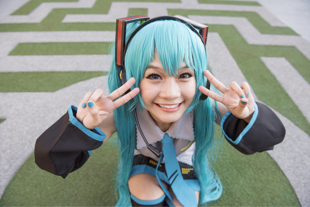 Meisje verkleed als anime karakter